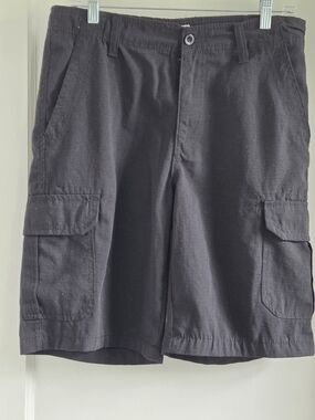 Men's Black Cargo Shorts with Utility Pockets